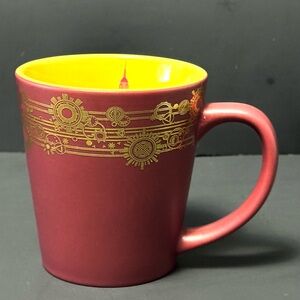 Empire State Building Art Deco Gold Design NYC Mug